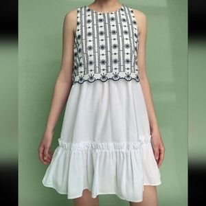 Zara | Ruffle White & Navy Floral Embroidered Sleeveless Sun Dress Medium